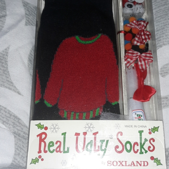 Real ugly sox - Picture 2 of 5